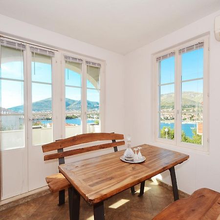 Apartment Poseidon Trogir Zimmer foto