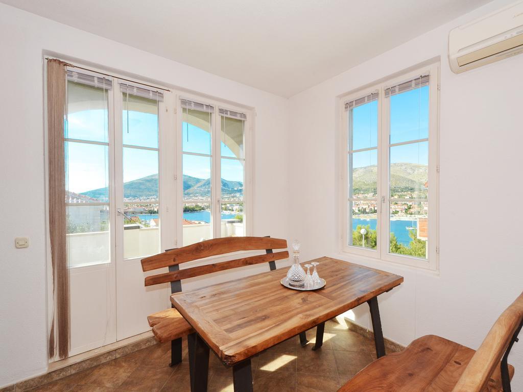 Apartment Poseidon Trogir Zimmer foto