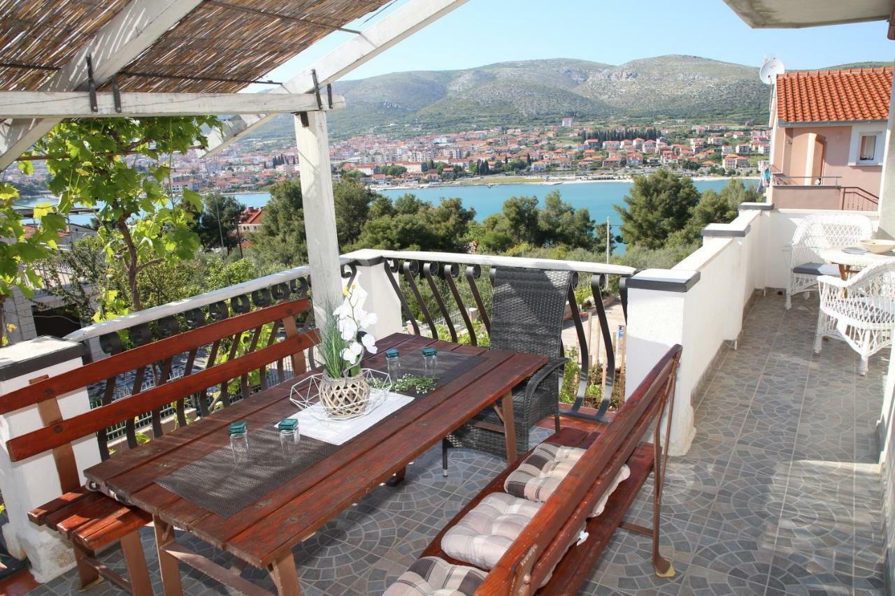 Apartment Poseidon Trogir Exterior foto